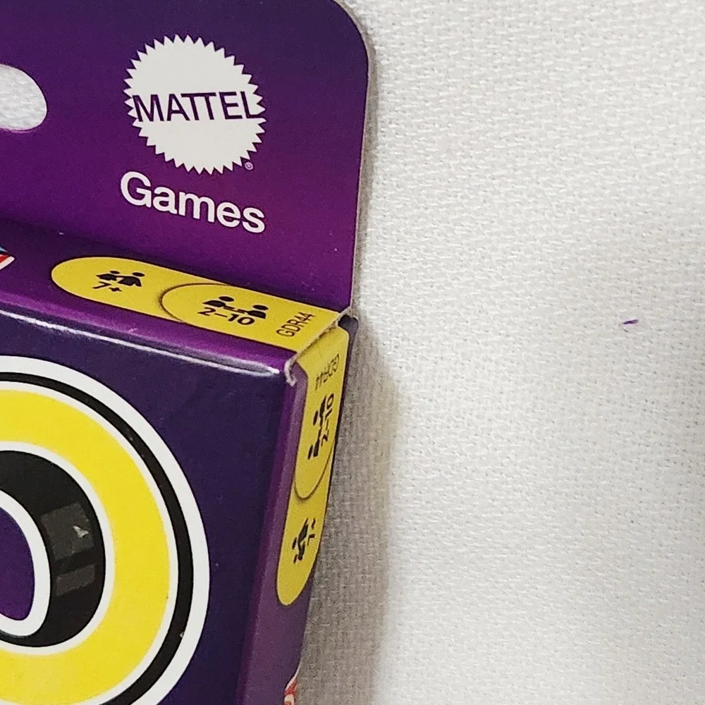 Mattel UNO Flip Double Sided Card Game for 2-10 Players Ages 7Y+ open box - Picture 8 of 10